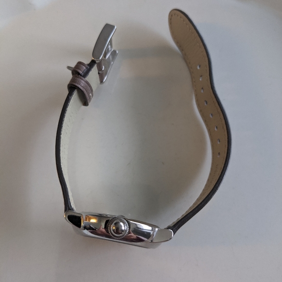 Marc Jacobs Courtney Watch w Genuine Leather Band - Picture 5 of 5